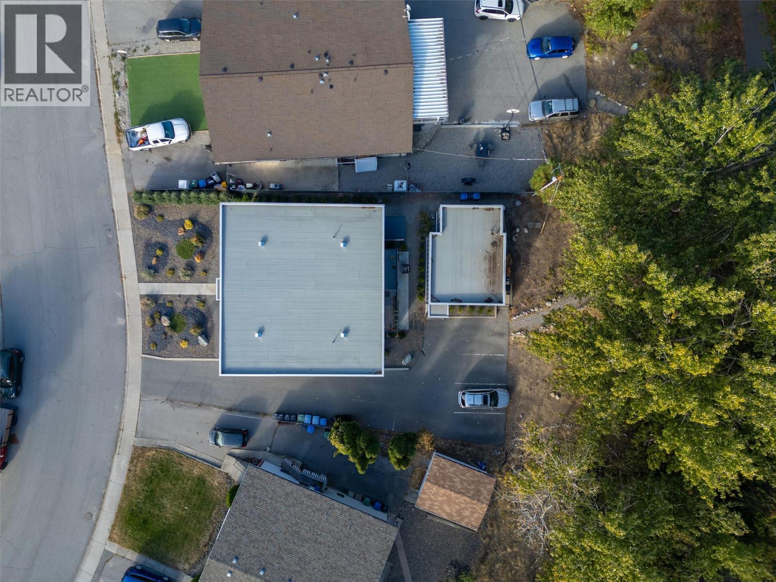 Picture for 166 McPherson  Crescent