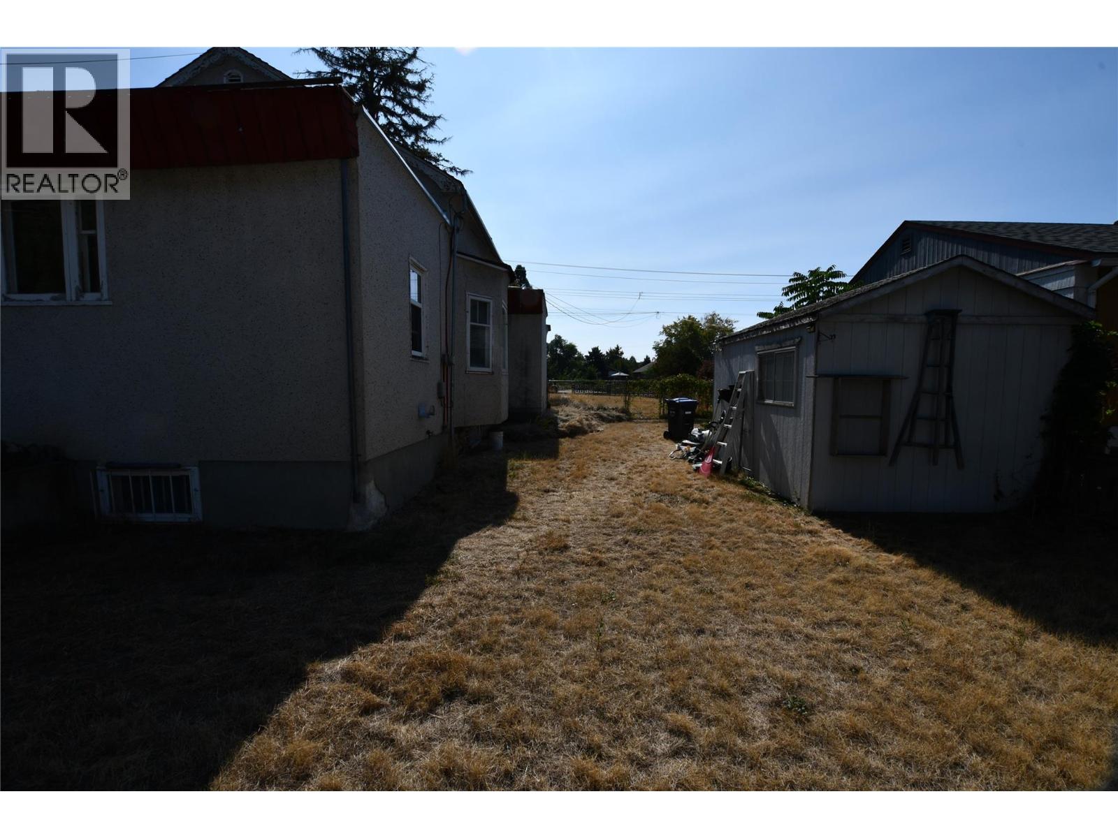 Picture for 421 Wade  AvenueE