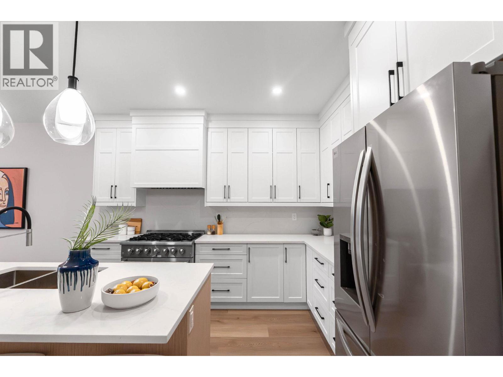 Picture for 1671 Harbour View  Crescent