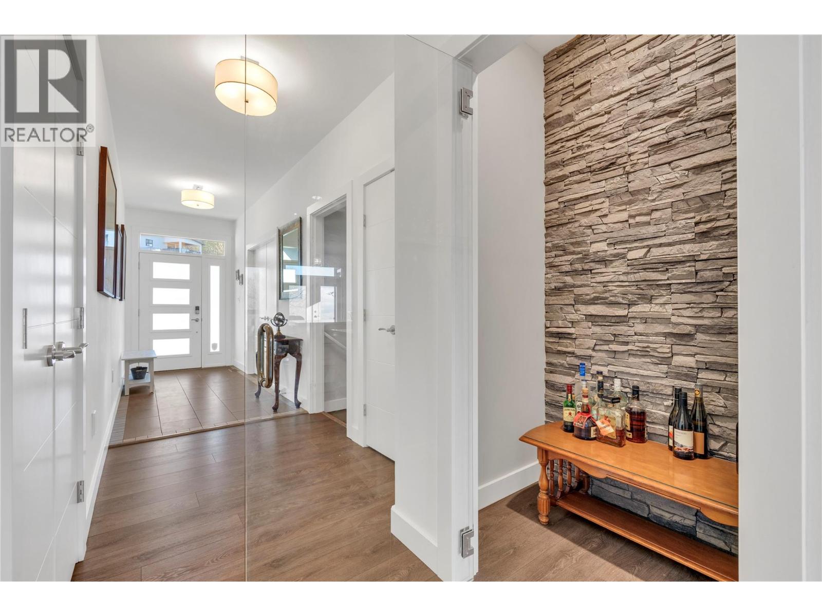 Picture for 186 AVERY  Place