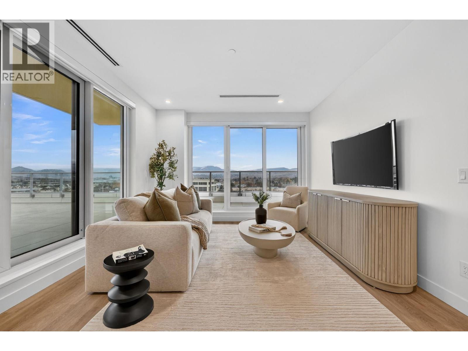 Picture for Unit #713, 3340 Lakeshore  Road