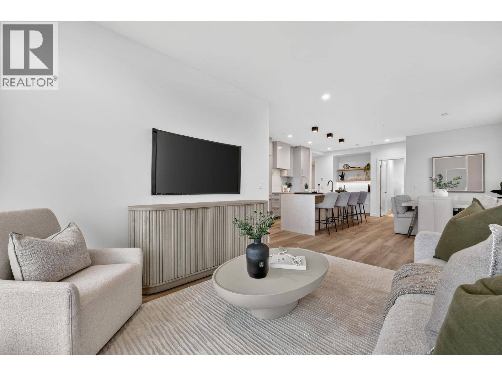 Picture for Unit #713, 3340 Lakeshore  Road