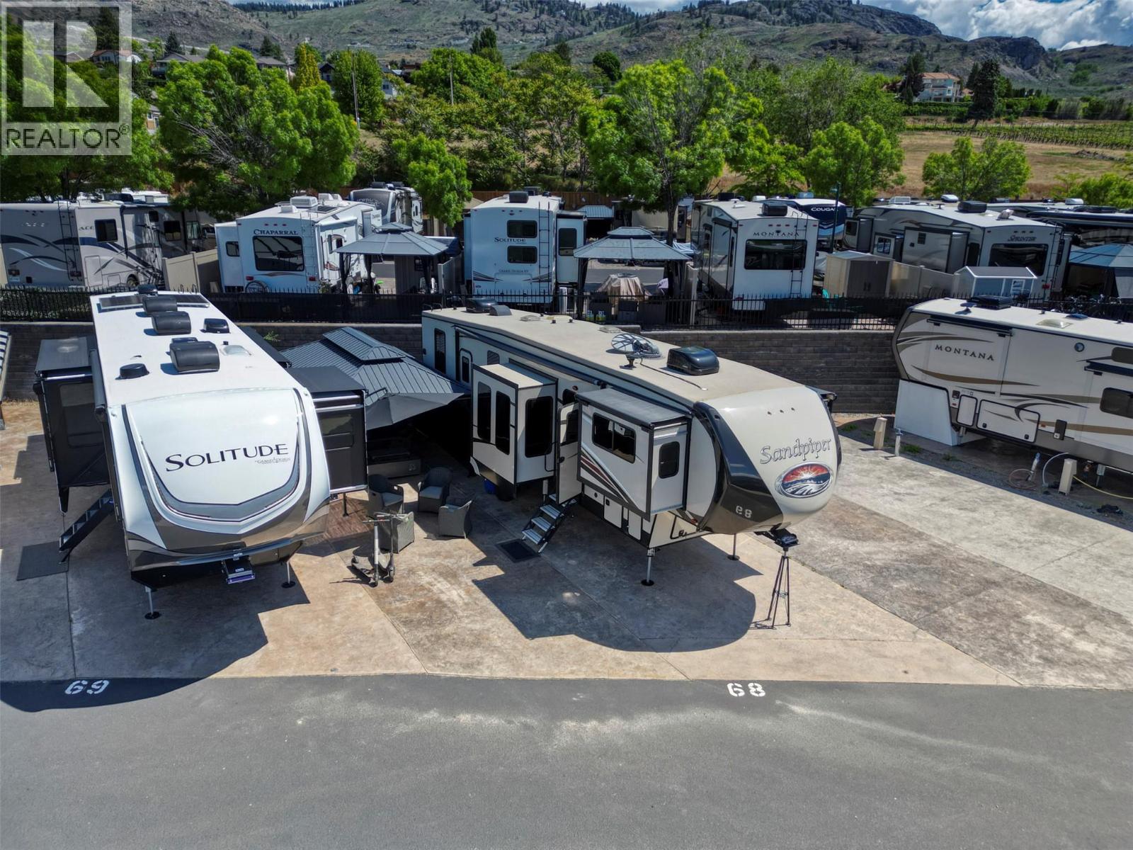 Picture for Unit #68, 3207 LAKESHORE  Drive