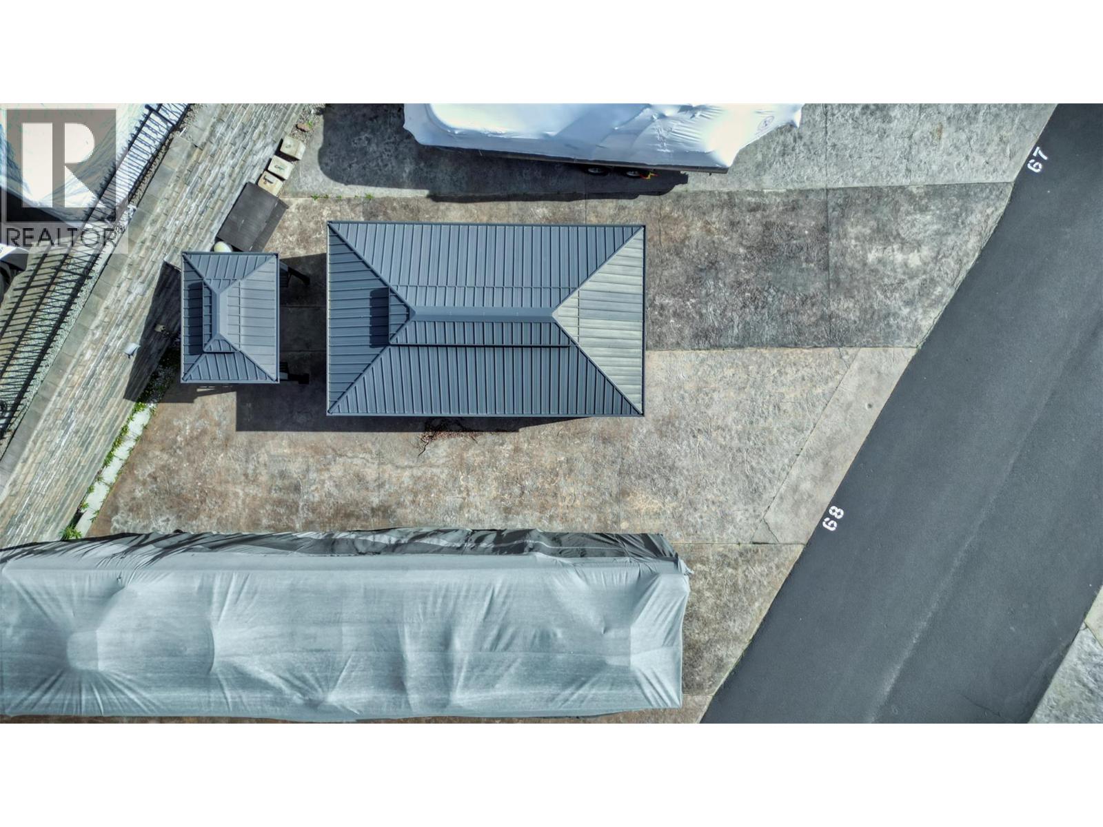 Picture for Unit #68, 3207 LAKESHORE  Drive