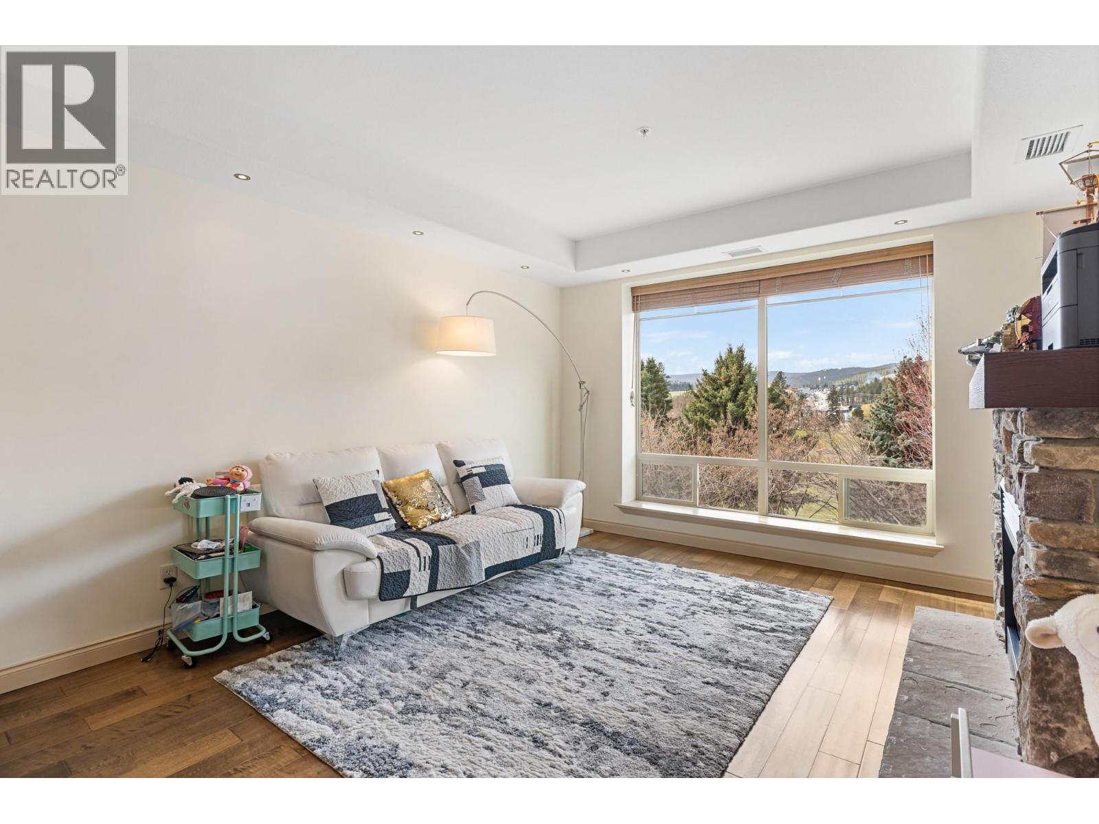 Picture for Unit #202, 2770 Auburn  Road