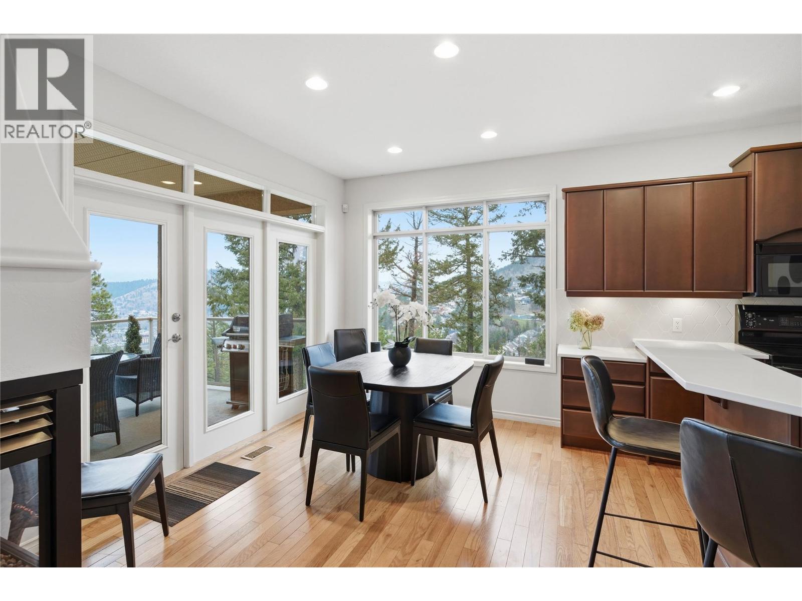 Picture for Unit #16, 2213 Waddington  Court