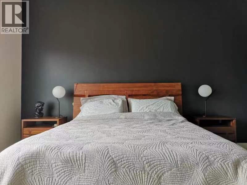 Picture for 1243 FEEDHAM  Avenue