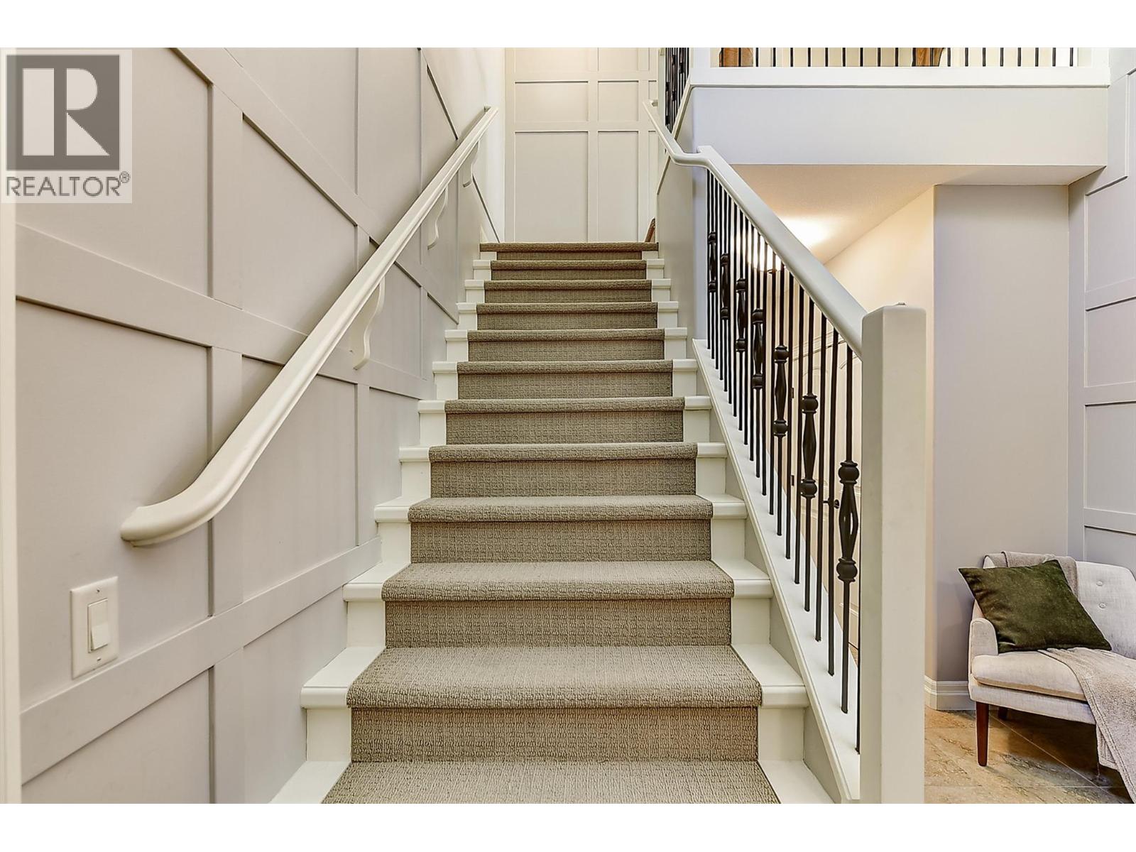 Picture for Unit #18, 2283 Shannon Heights  Court