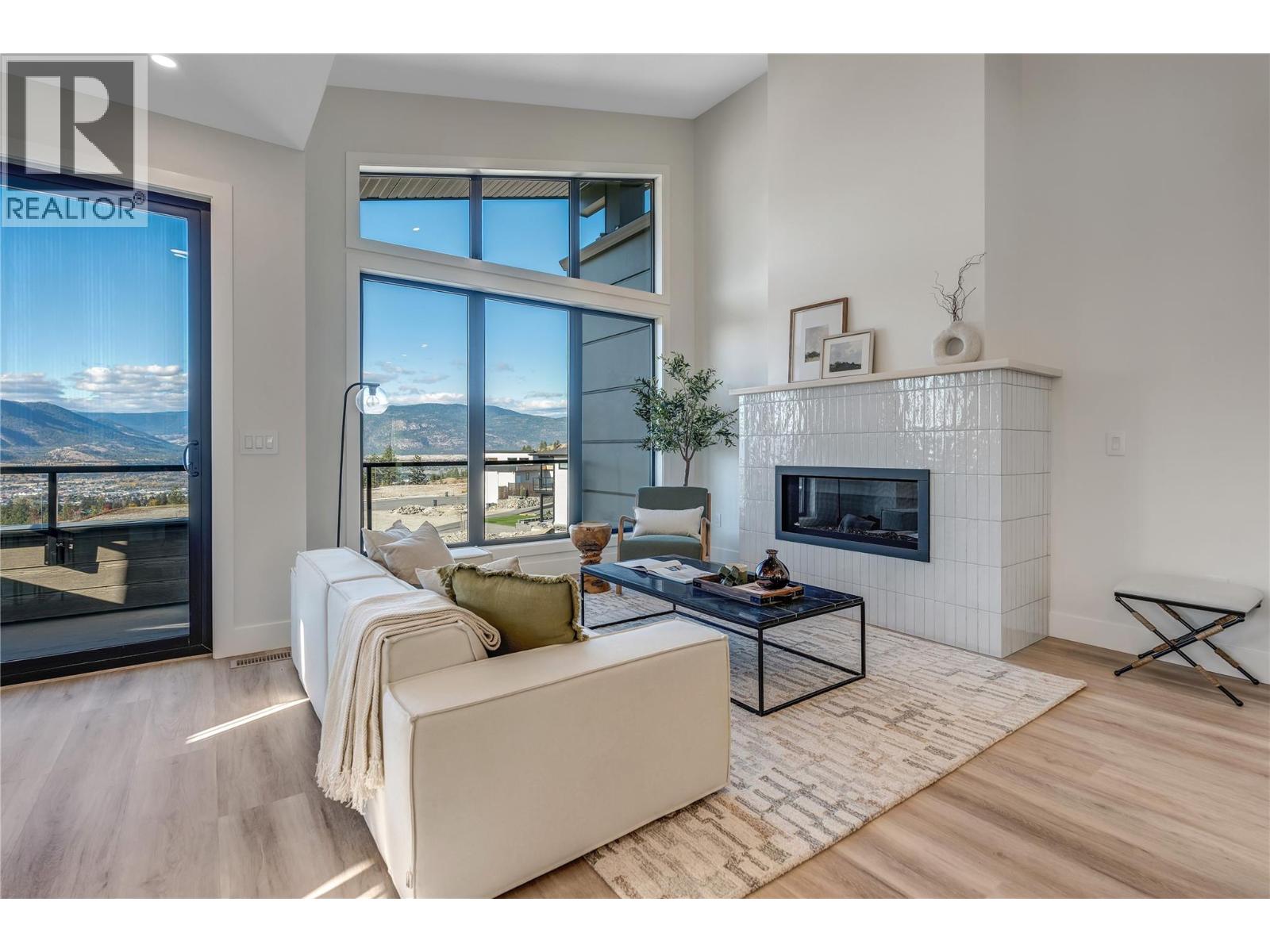 Picture for Unit #102, 1100 Antler  Drive