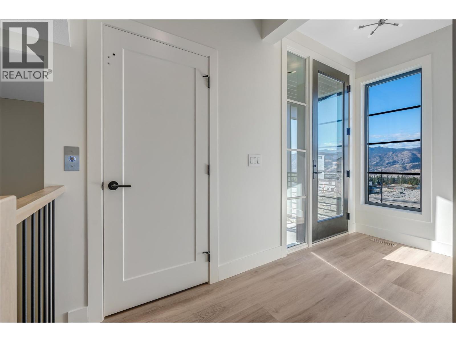 Picture for Unit #102, 1100 Antler  Drive