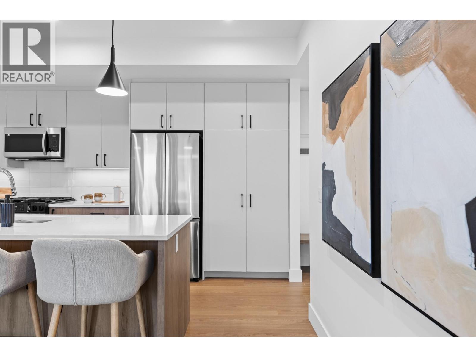 Picture for Unit #4, 1463 Inkar  Road