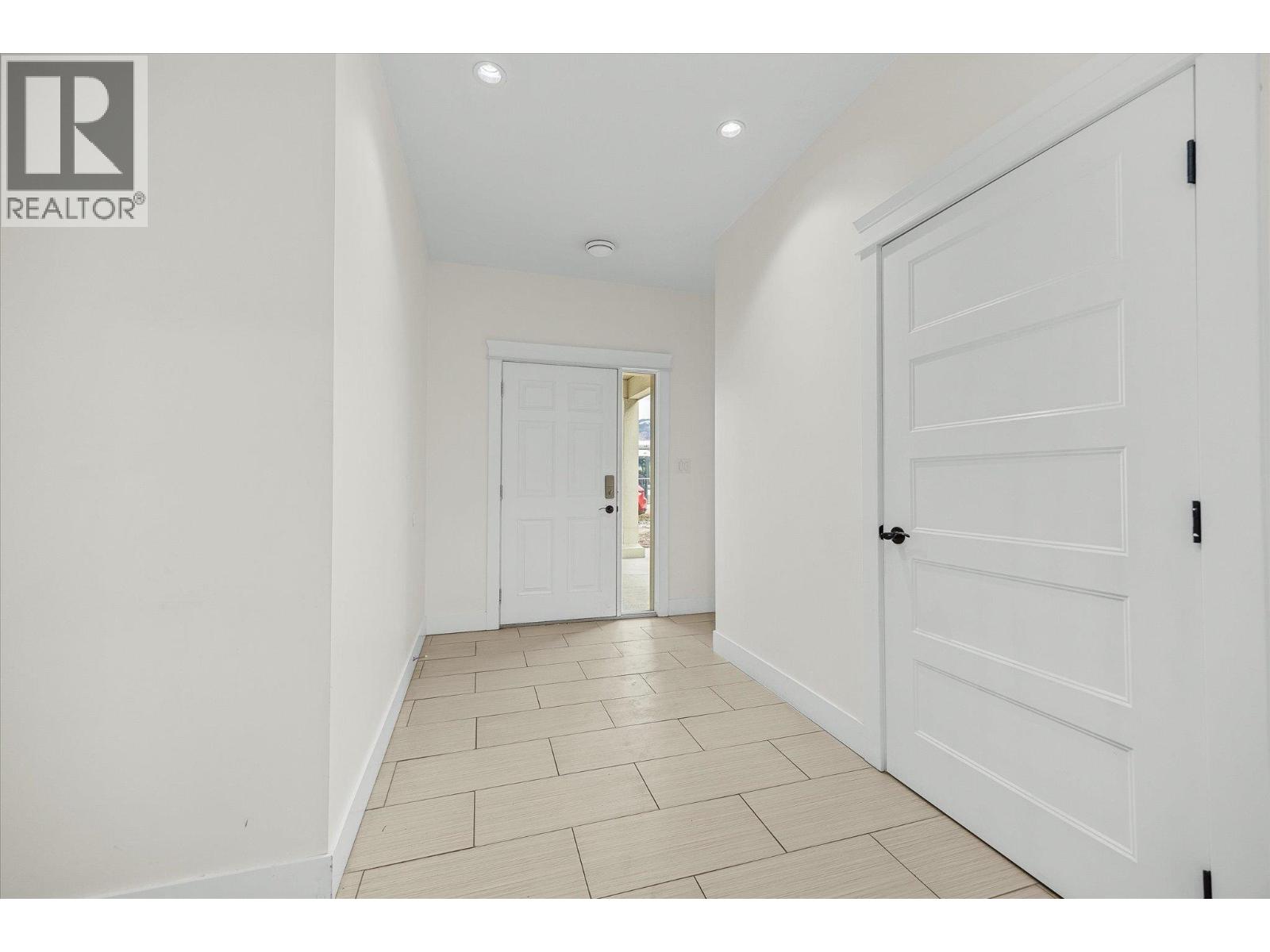 Picture for 950 Rutland  RoadN