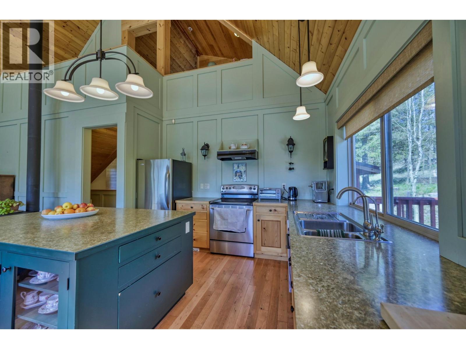 Picture for 155 COUGAR  Court