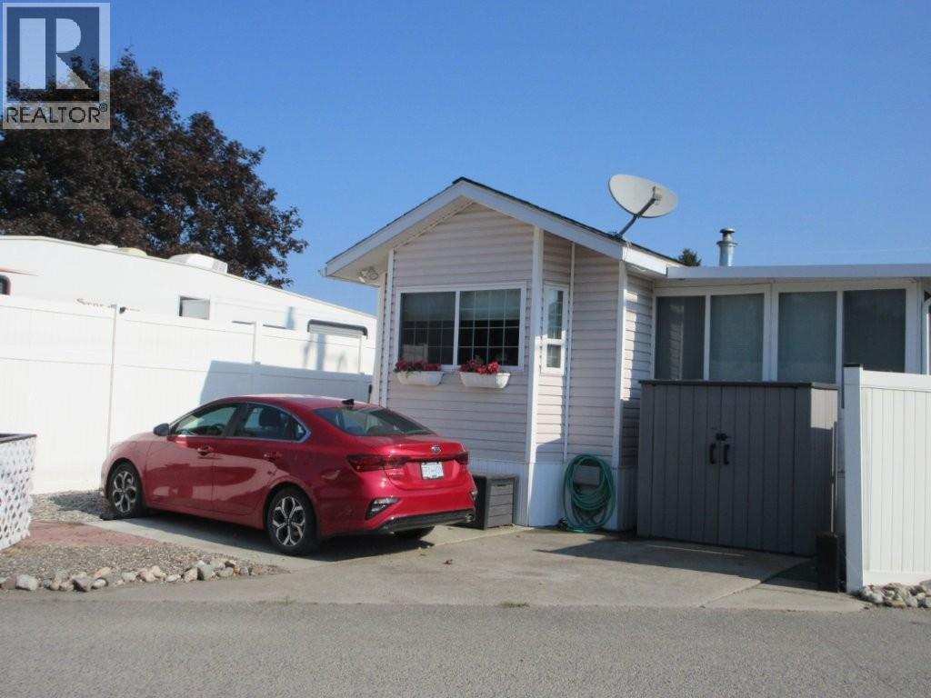 Picture for Unit #749, 415 Commonwealth  Road