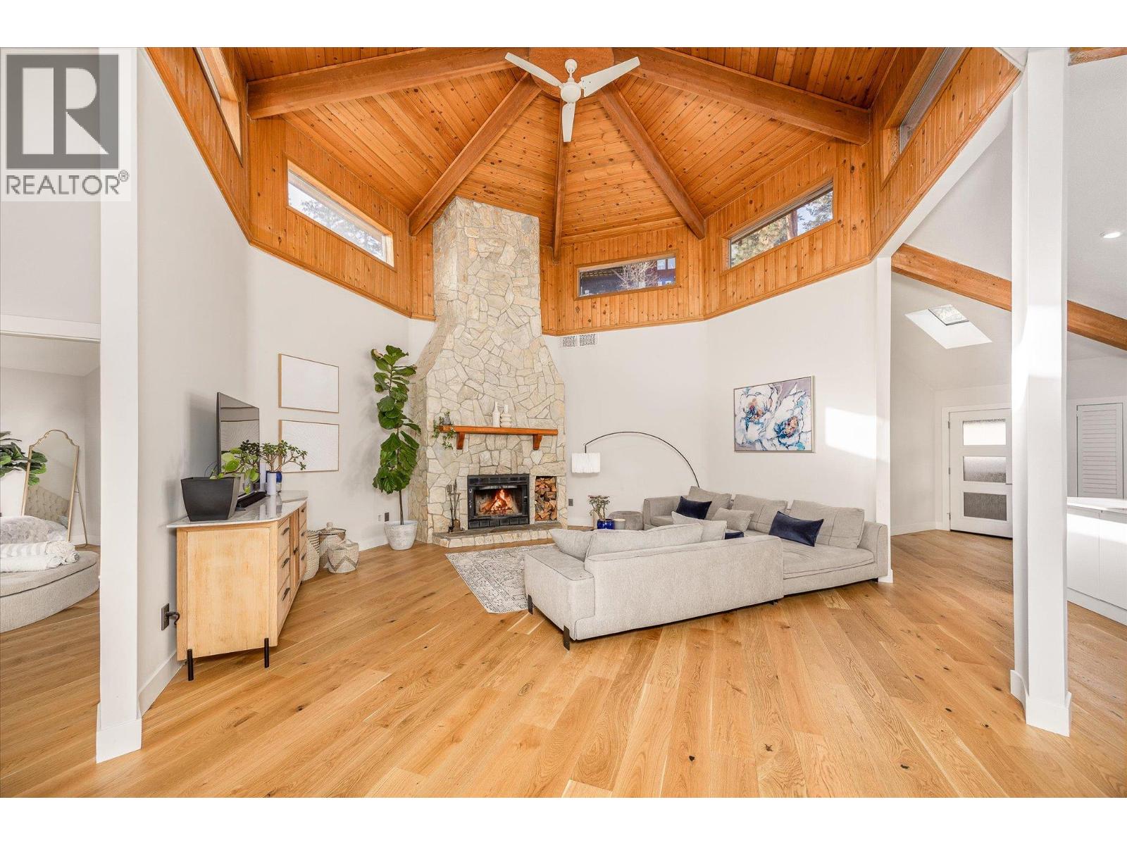 Picture for 1446 Scott  Crescent