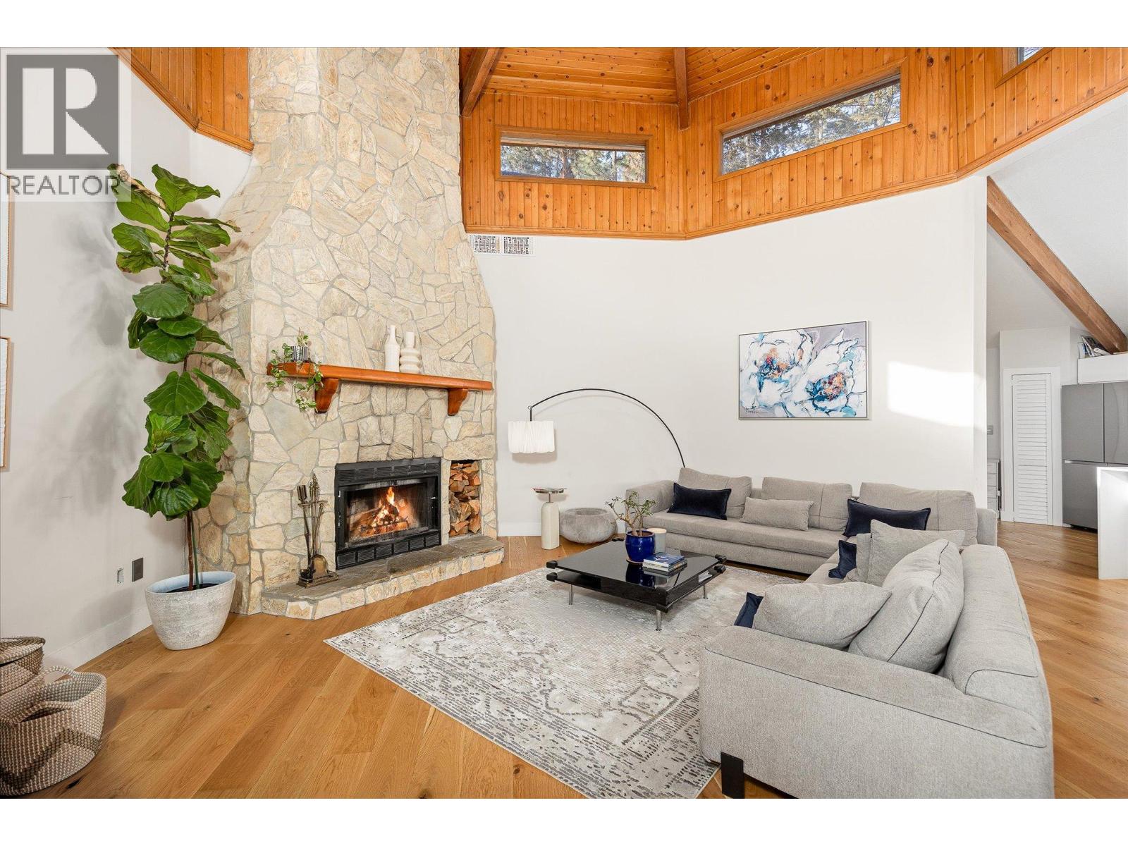 Picture for 1446 Scott  Crescent