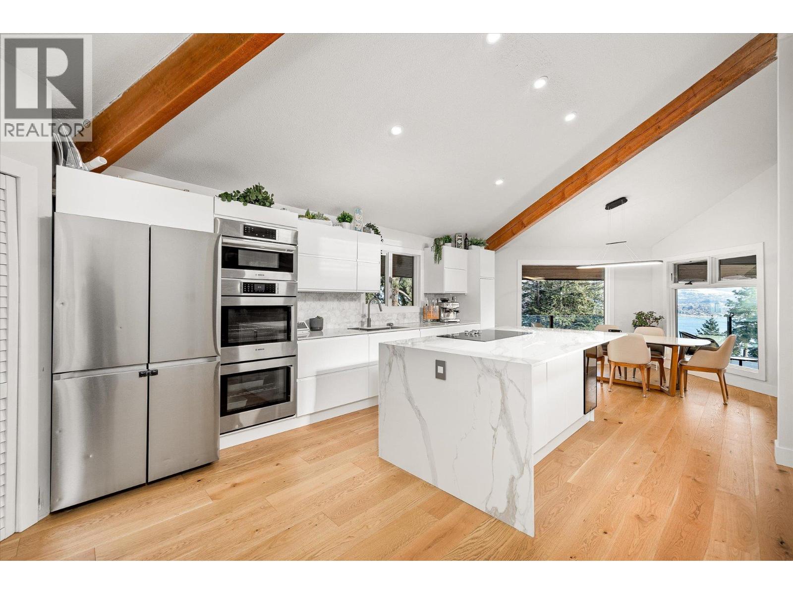 Picture for 1446 Scott  Crescent