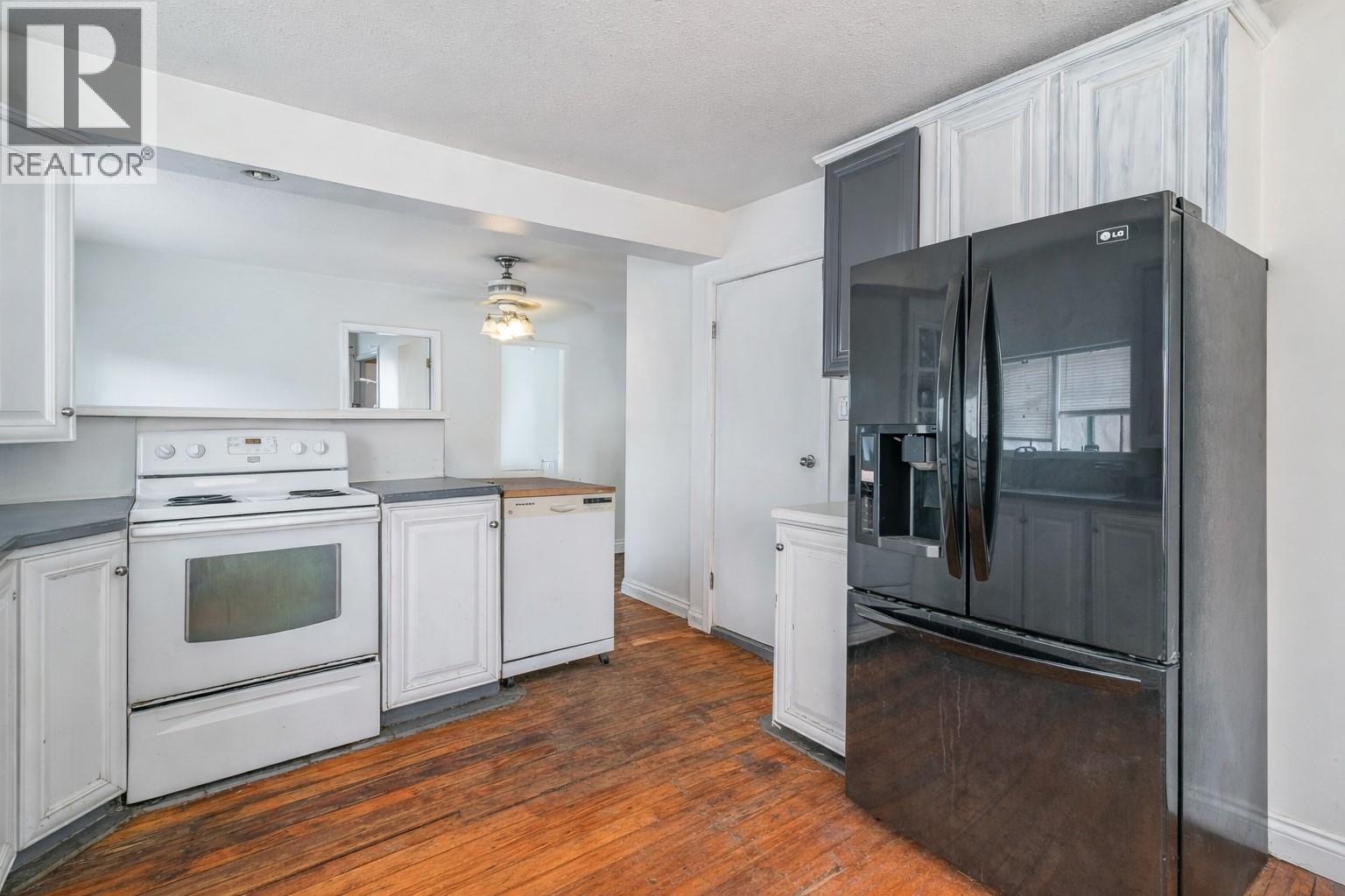 Picture for 2293 Woodlawn  Street