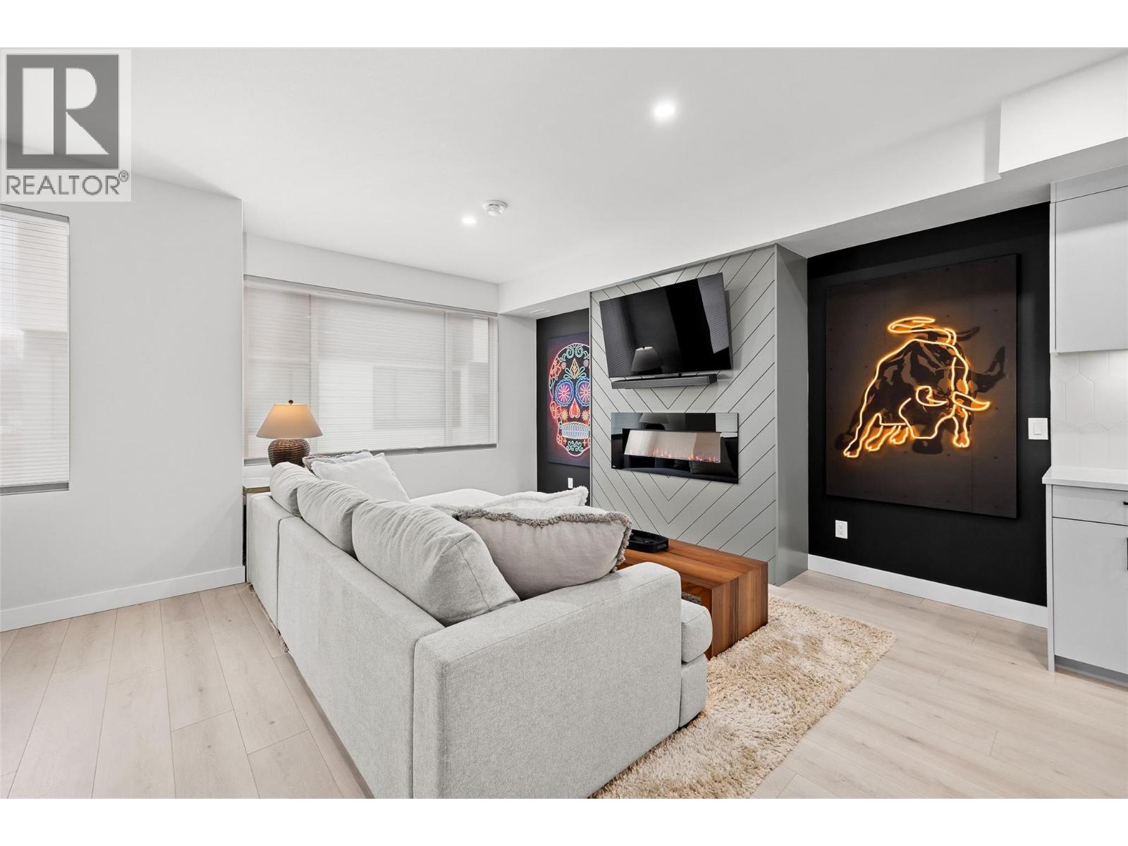 Picture for Unit #4, 1225 Findlay  Road