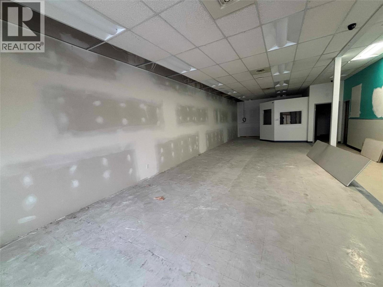 Picture for 3042 Skaha Lake  Road