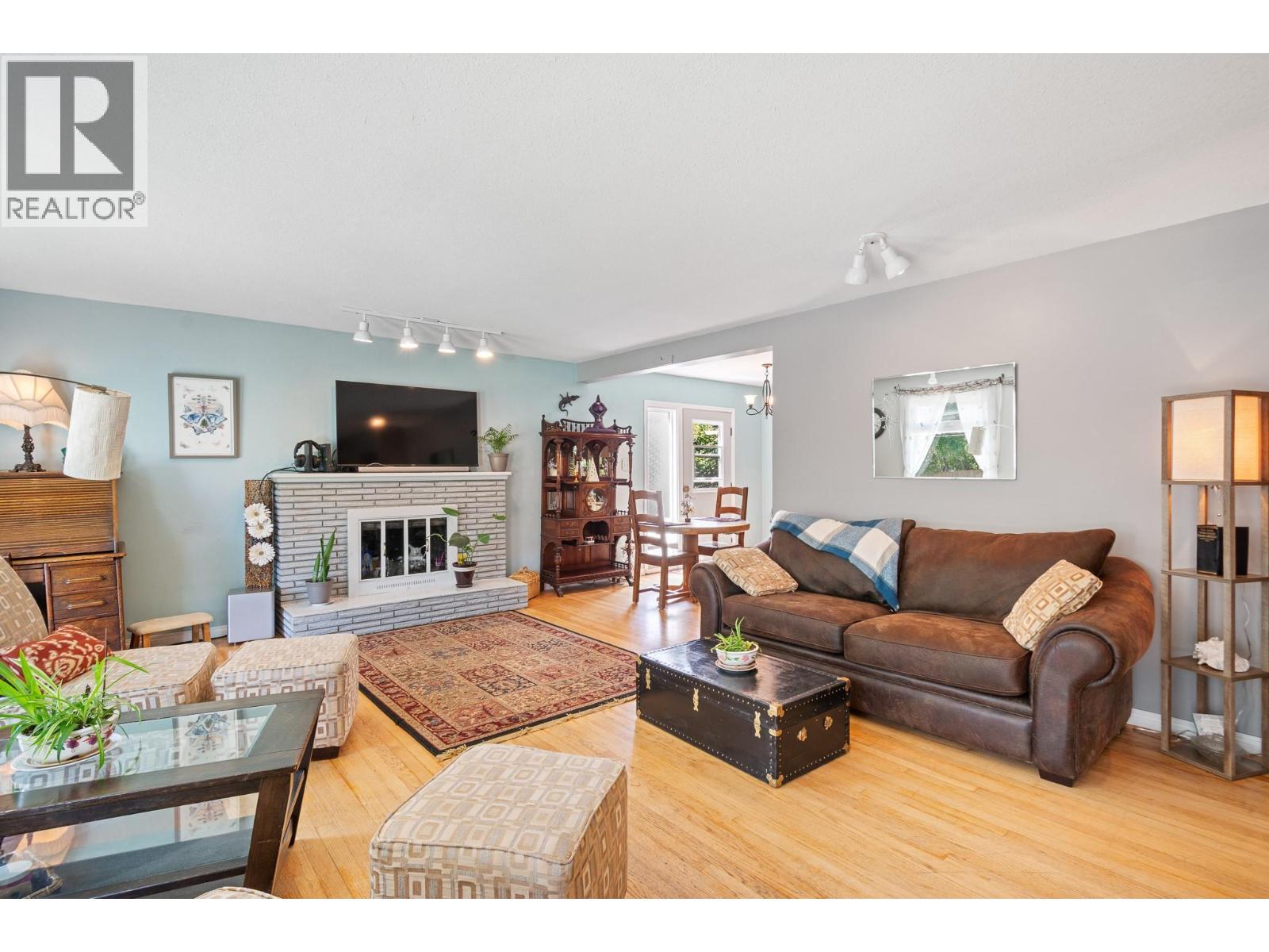 Picture for 188 Walden  Crescent