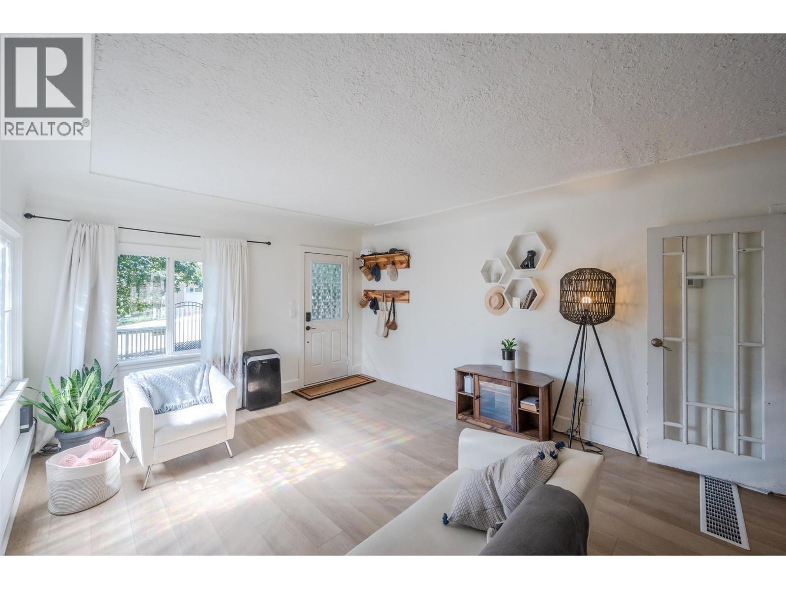 Picture for 294 Norton  Street