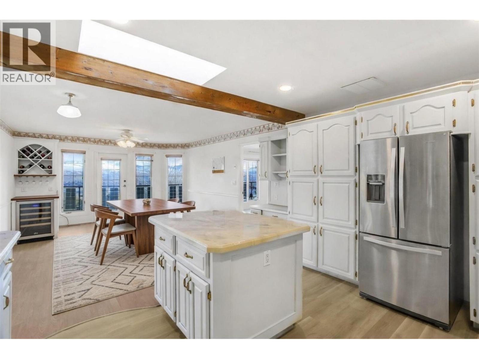 Picture for 727 Cassiar  Crescent