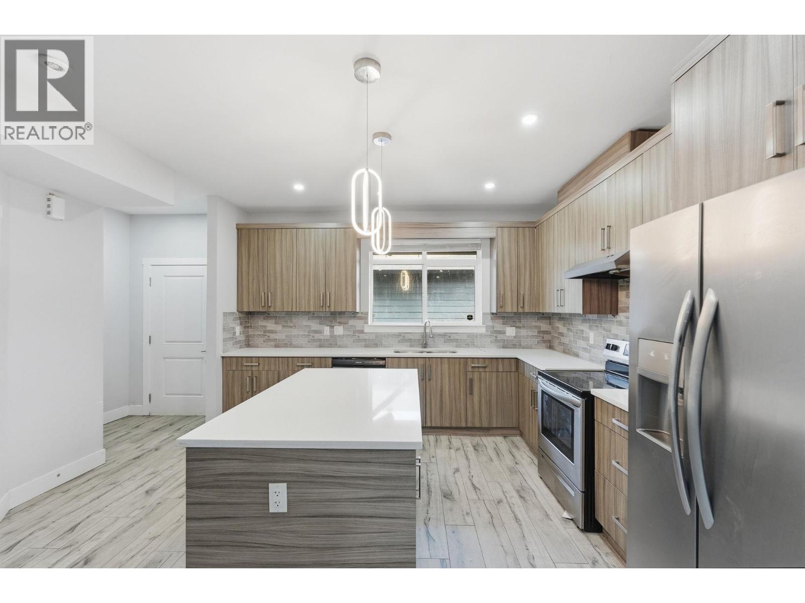 Picture for Unit #2, 722 Coopland  Crescent