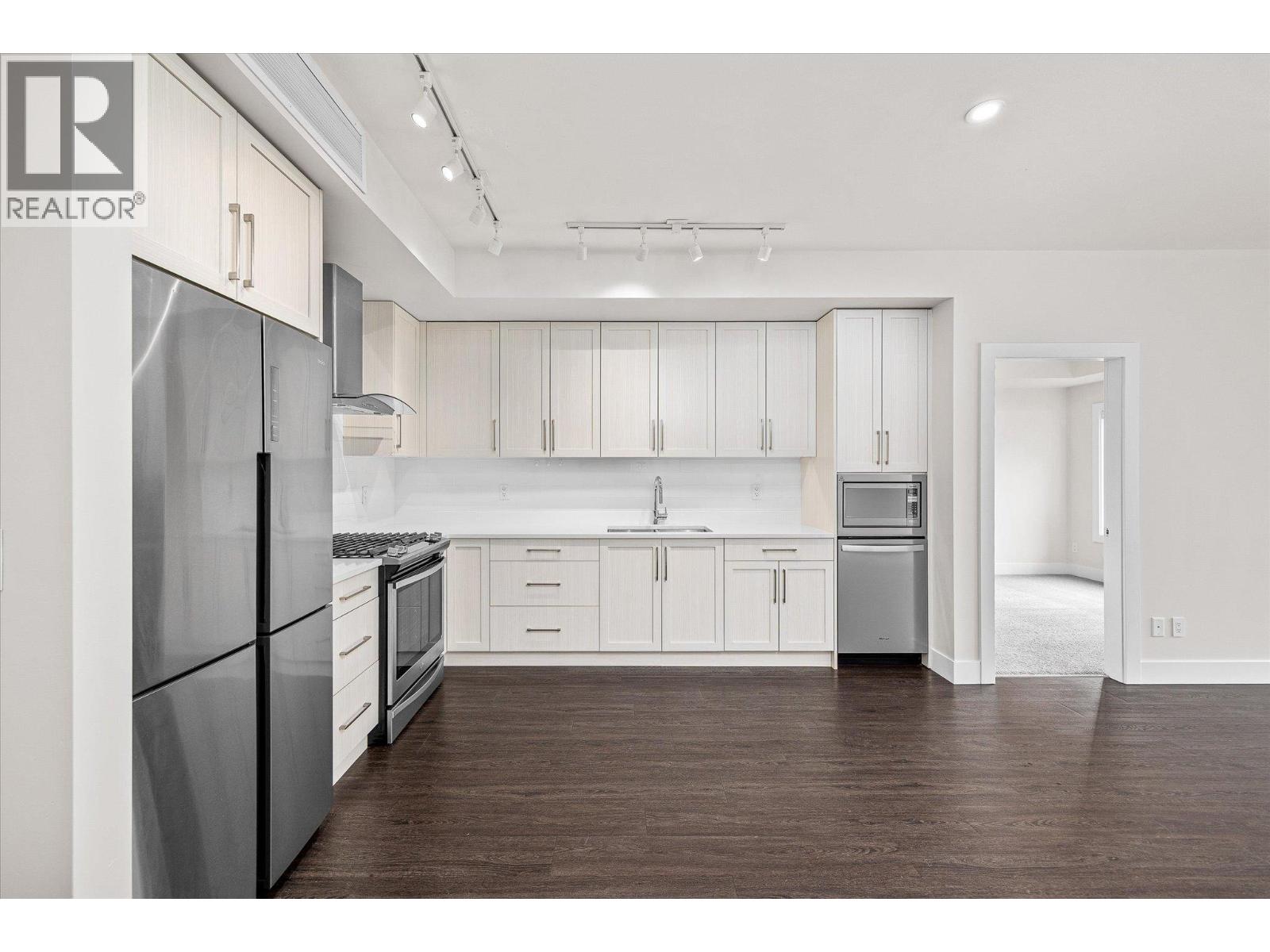 Picture for Unit #105, 4380 Lakeshore  Road