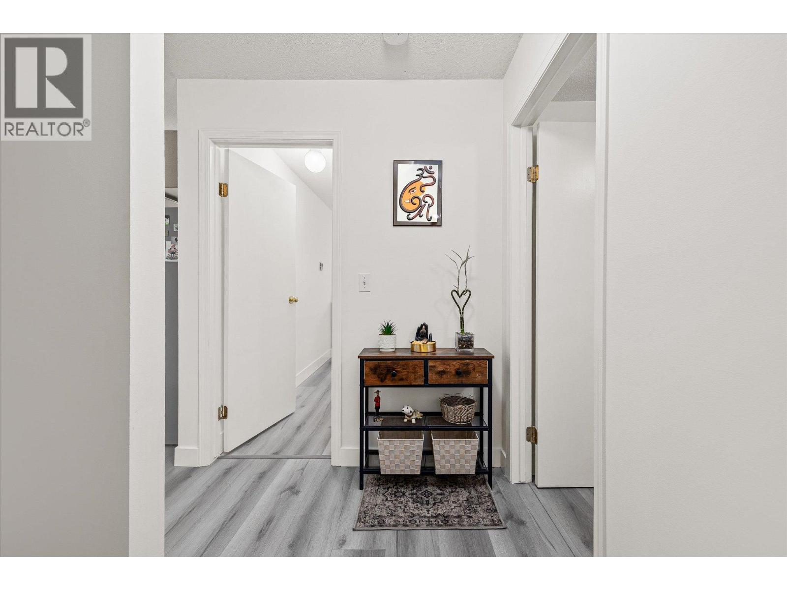 Picture for Unit #207, 2035 Baron  Road