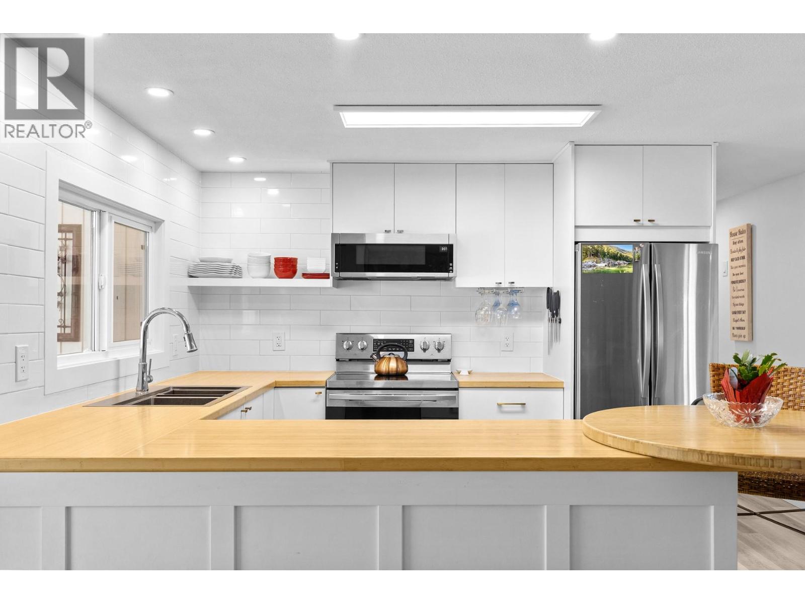 Picture for Unit #15, 3206 Shannon Lake  Road