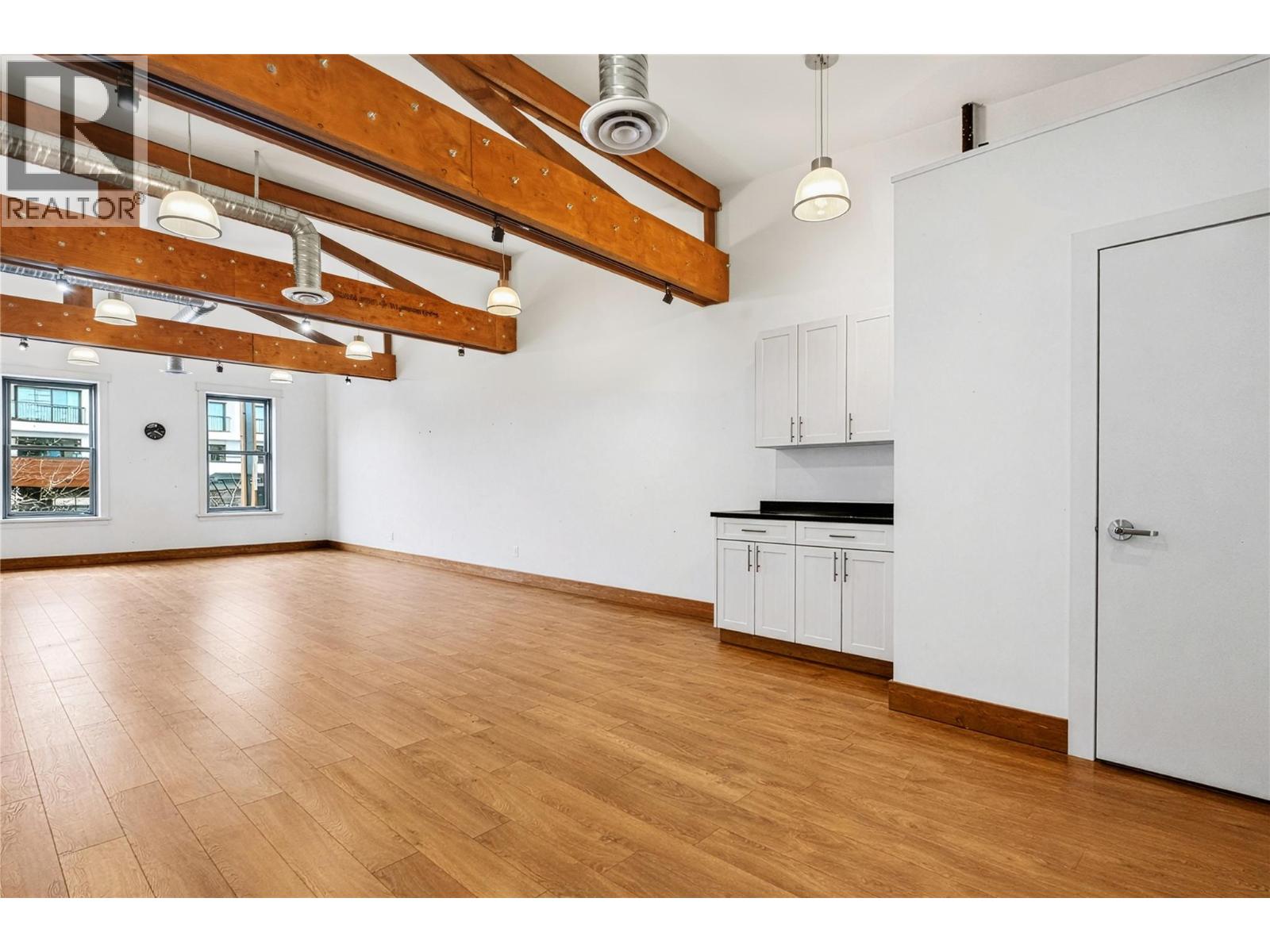 Picture for Unit #203, 339 Bernard  Avenue