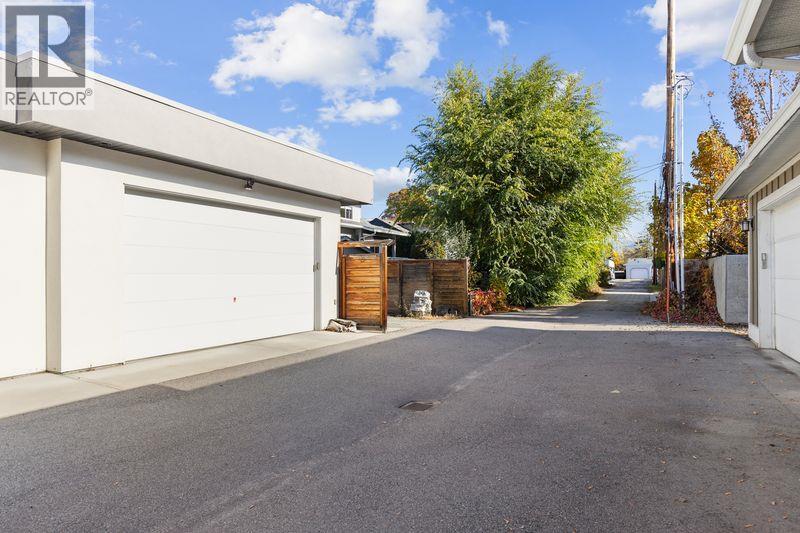 Picture for 443 Christleton  Avenue