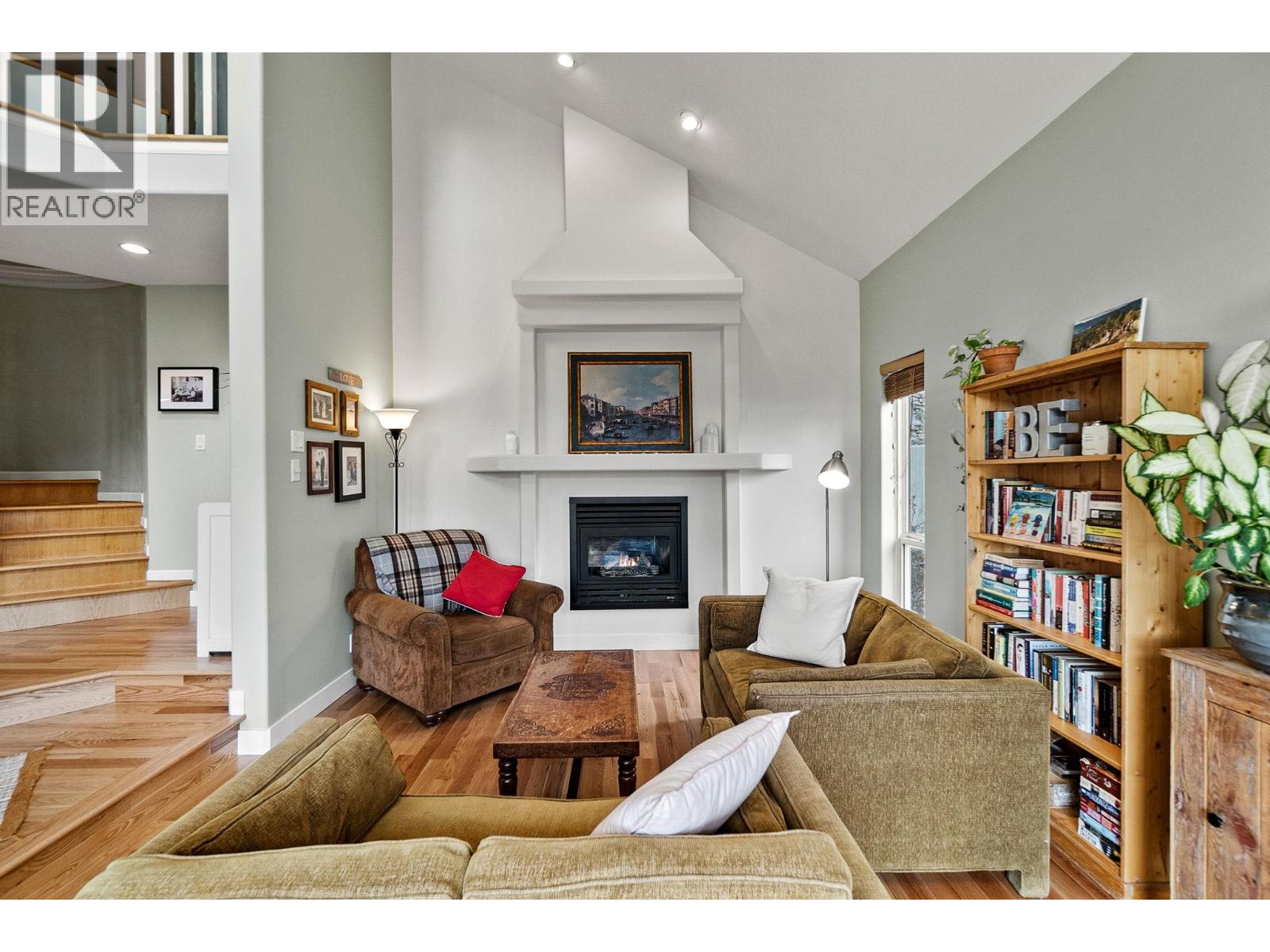 Picture for 712 Creekside  Road