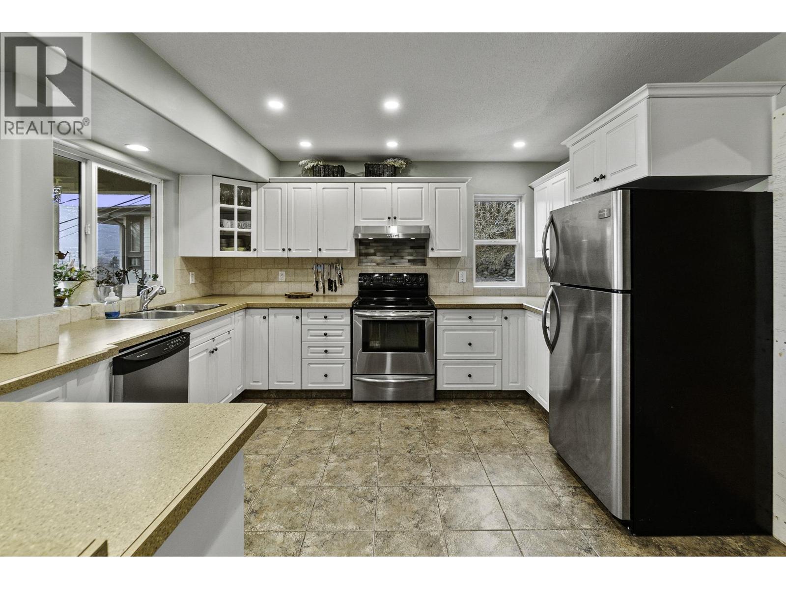 Picture for 712 Creekside  Road