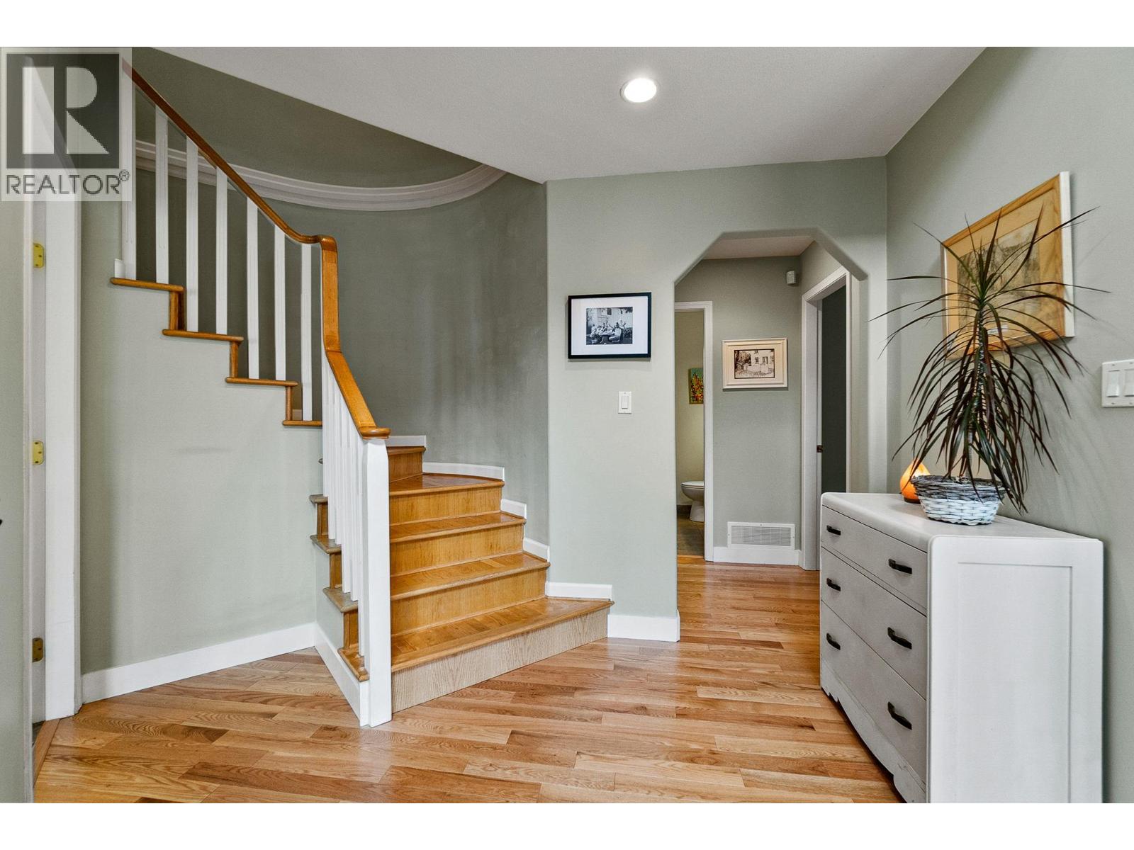 Picture for 712 Creekside  Road