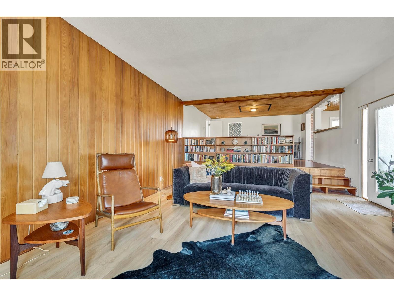 Picture for 1275 Munson  Avenue
