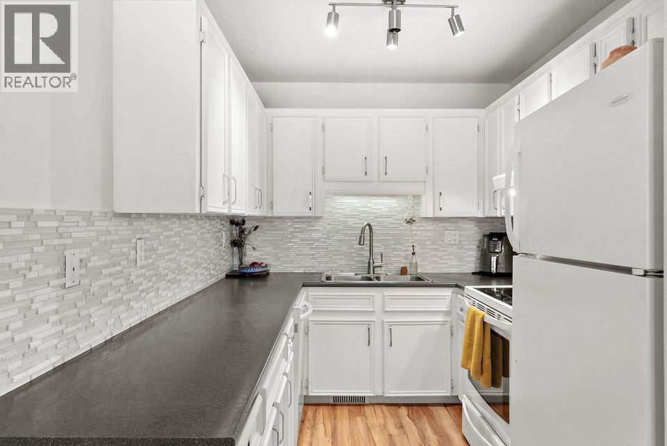 Picture for Unit #304, 3155 Gordon  Drive