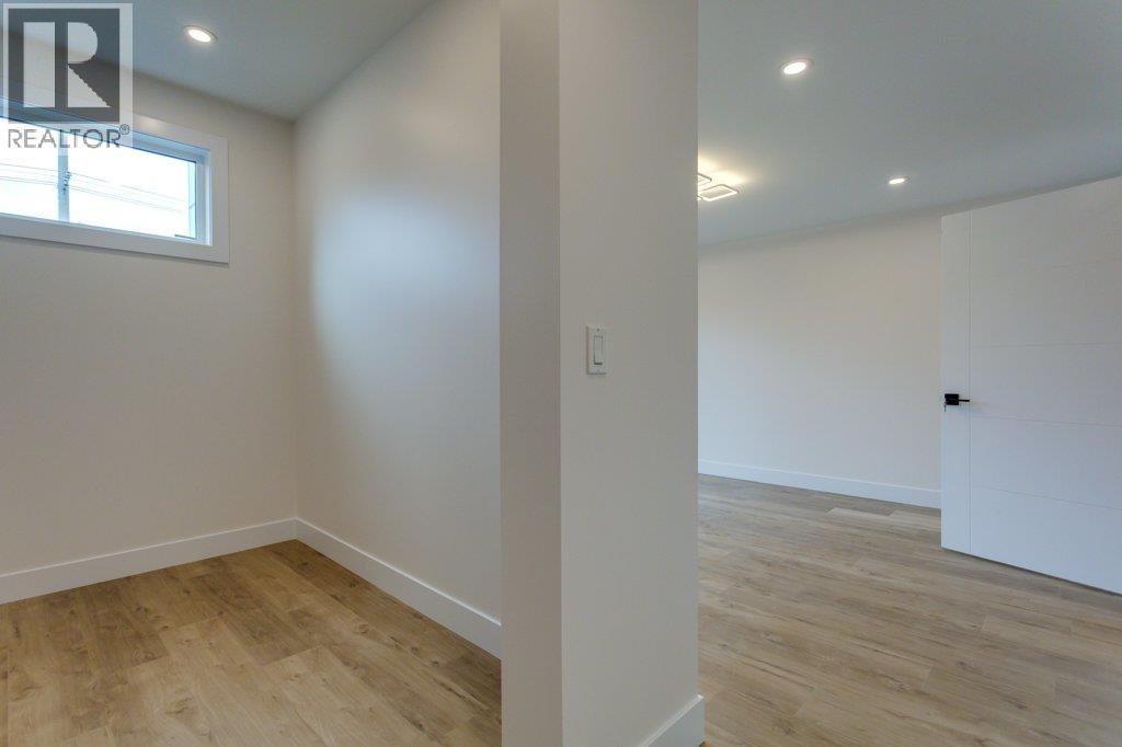 Picture for 2231 Richter  Street https://www.cirrealty.ca/reb/bc/1/10343171_26.jpg