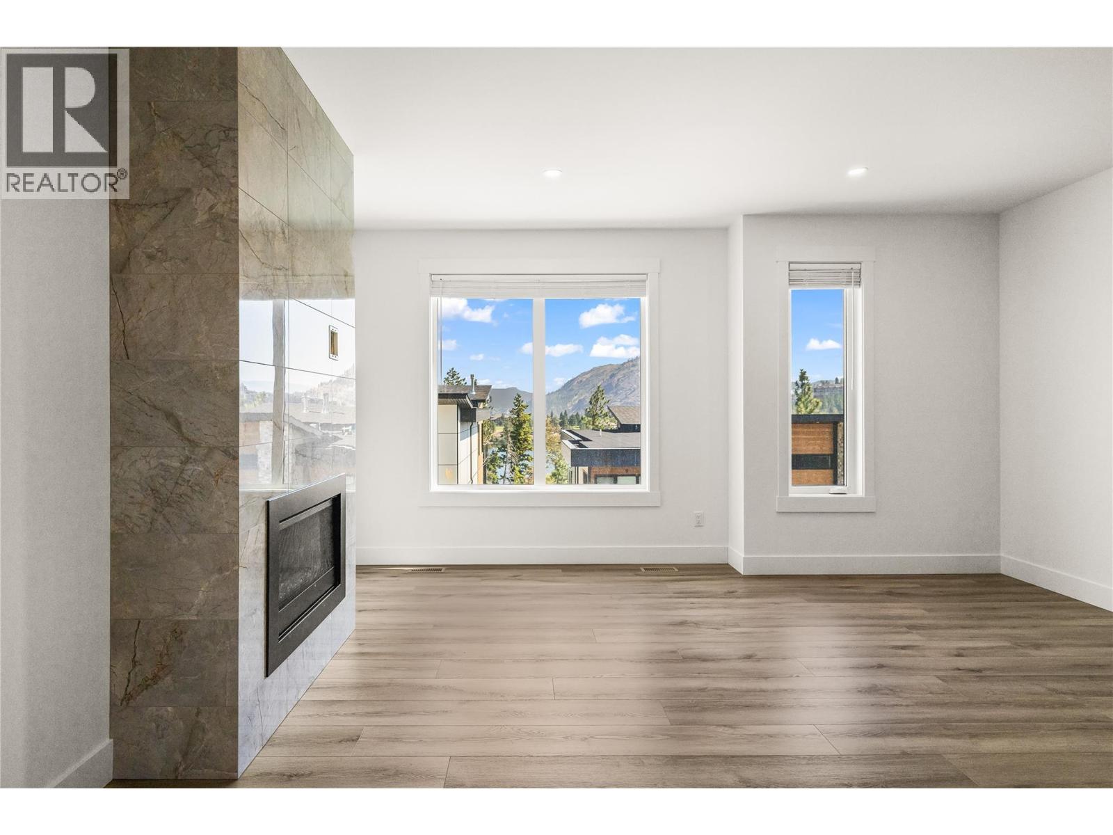 Picture for Unit #17, 2835 Canyon Crest  Drive https://www.cirrealty.ca/reb/bc/1/10360821_22.jpg