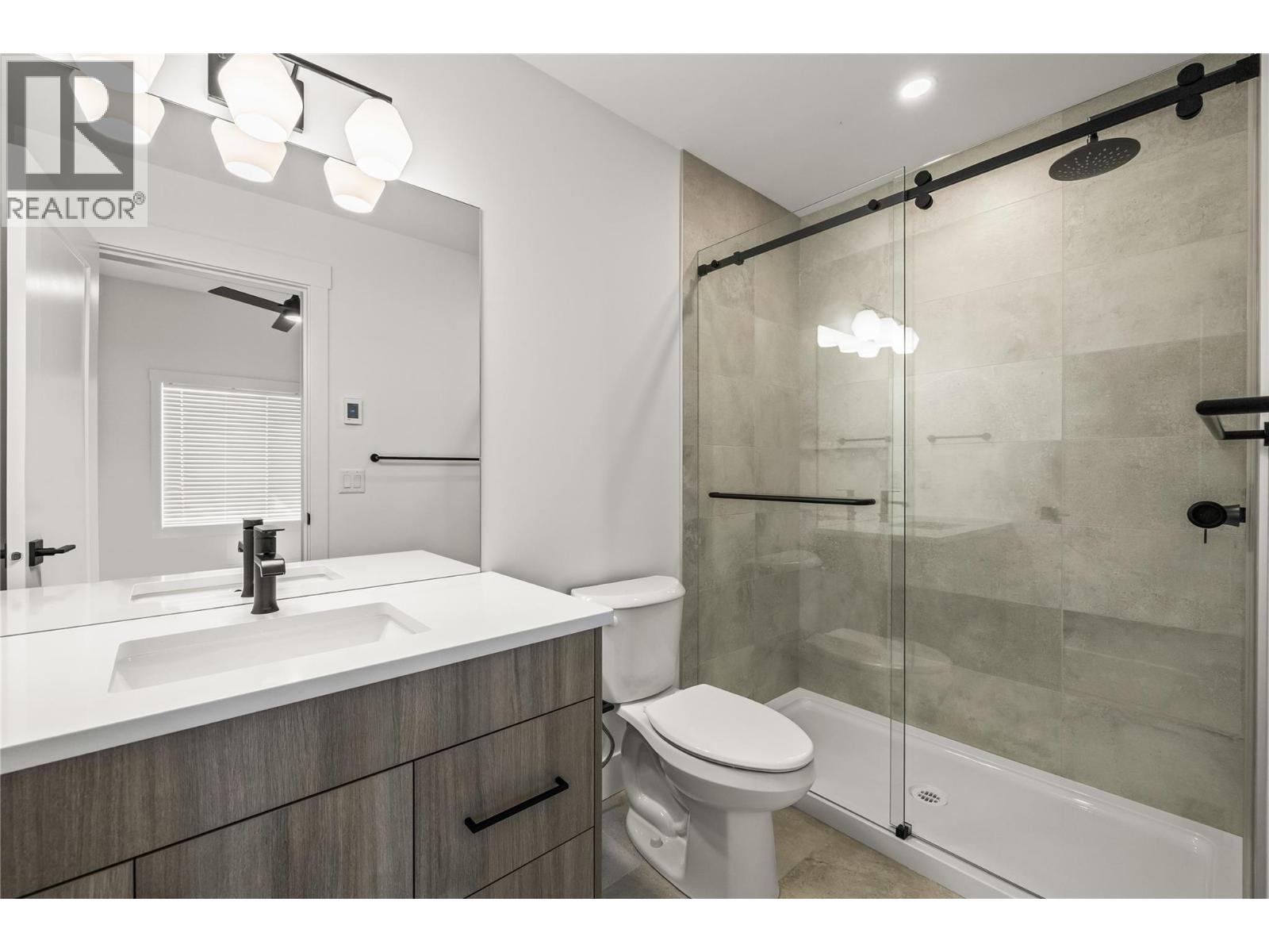 Picture for Unit #17, 2835 Canyon Crest  Drive https://www.cirrealty.ca/reb/bc/1/10360821_31.jpg