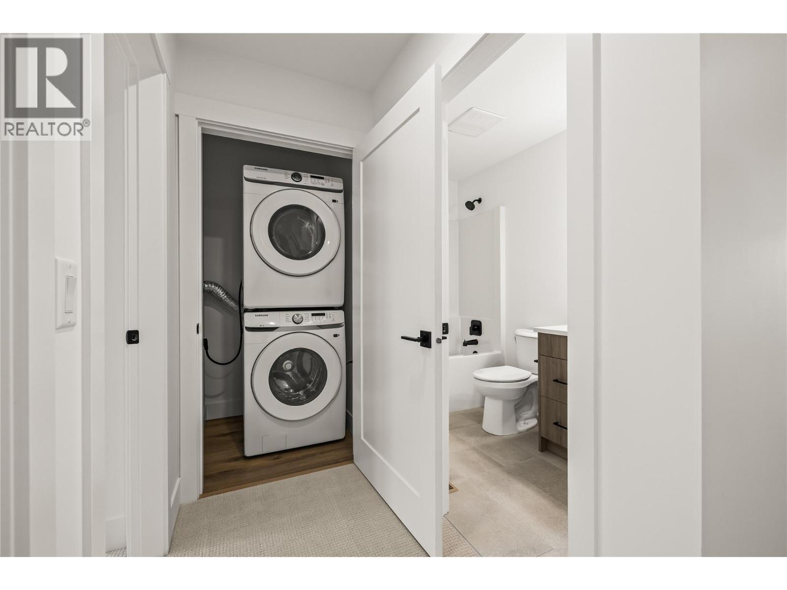 Picture for Unit #17, 2835 Canyon Crest  Drive https://www.cirrealty.ca/reb/bc/1/10360821_34.jpg