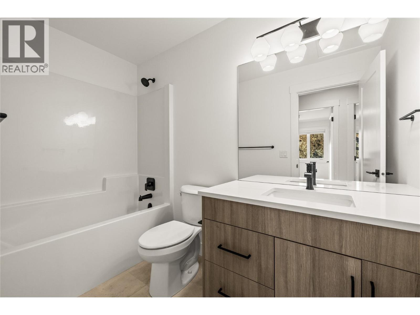Picture for Unit #17, 2835 Canyon Crest  Drive https://www.cirrealty.ca/reb/bc/1/10360821_35.jpg
