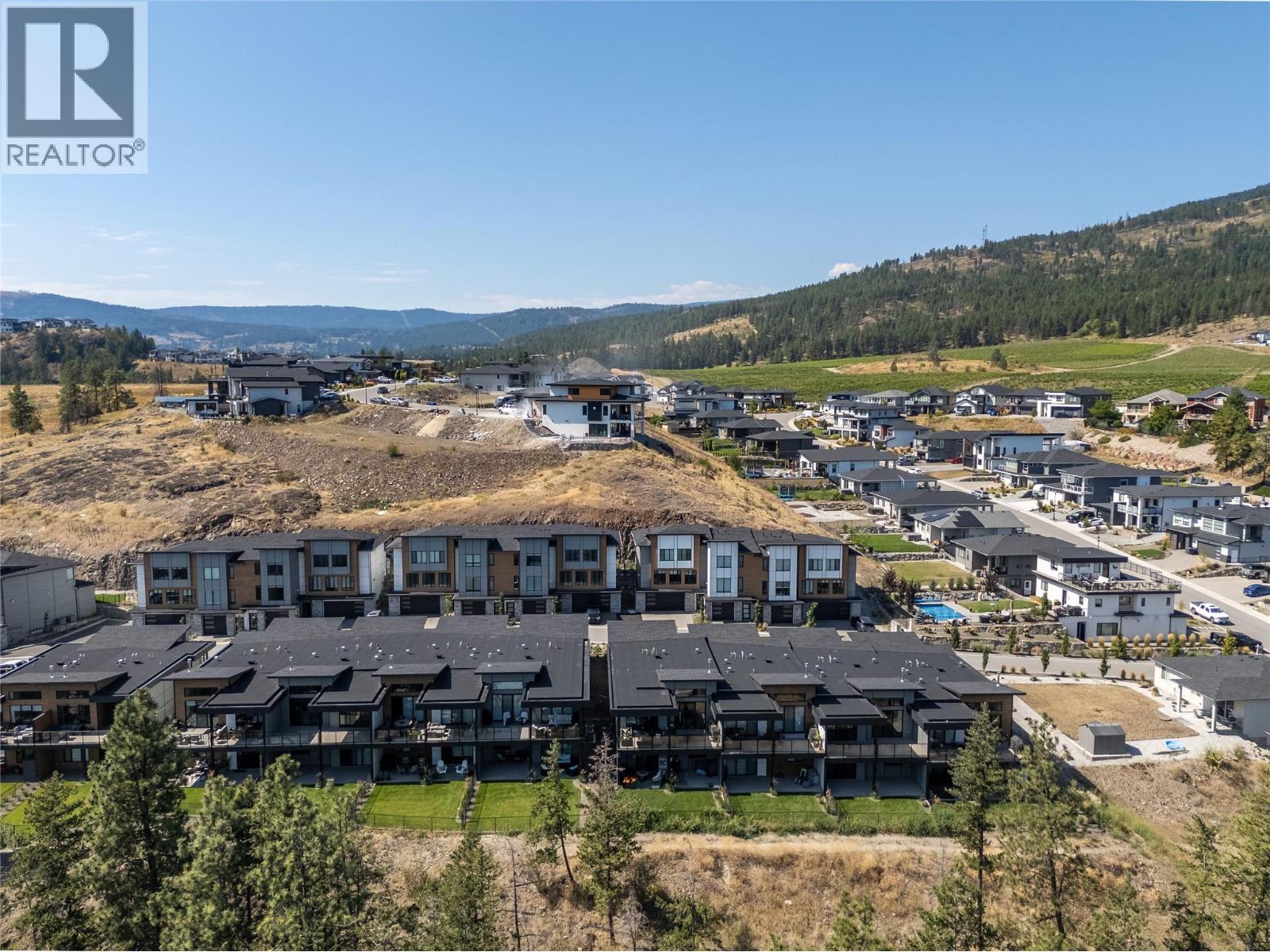 Picture for Unit #17, 2835 Canyon Crest  Drive https://www.cirrealty.ca/reb/bc/1/10360821_39.jpg