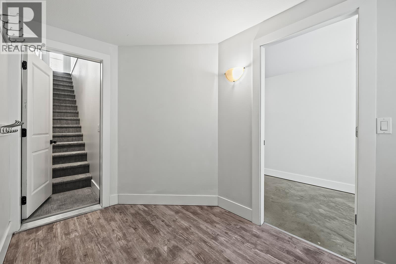 Picture for Unit #8, 644 Lequime  Road https://www.cirrealty.ca/reb/bc/1/10361751_33.jpg