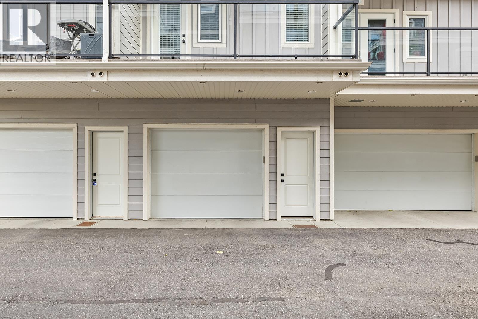 Picture for Unit #8, 644 Lequime  Road https://www.cirrealty.ca/reb/bc/1/10361751_38.jpg