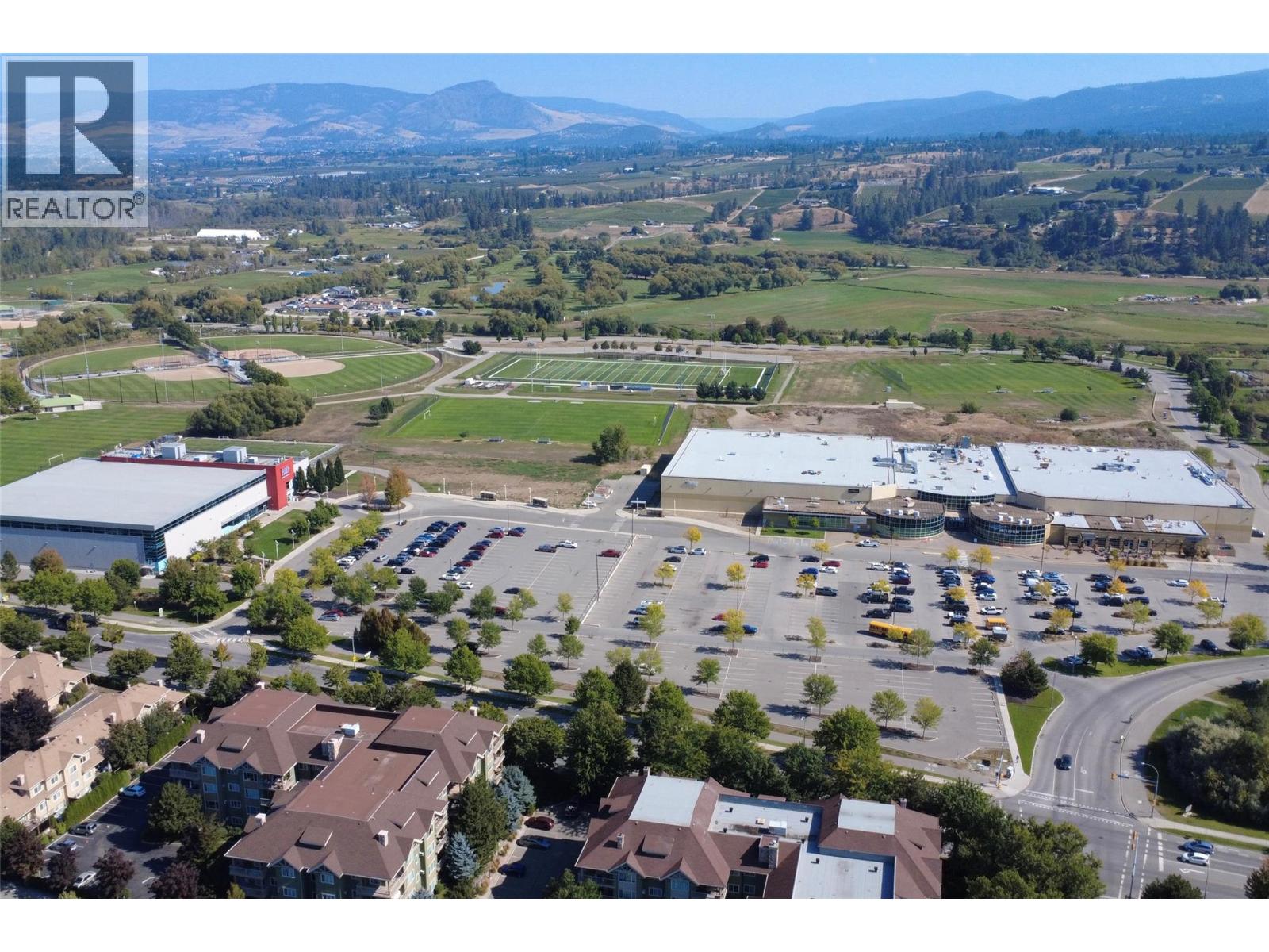 Picture for Unit #8, 644 Lequime  Road https://www.cirrealty.ca/reb/bc/1/10361751_44.jpg