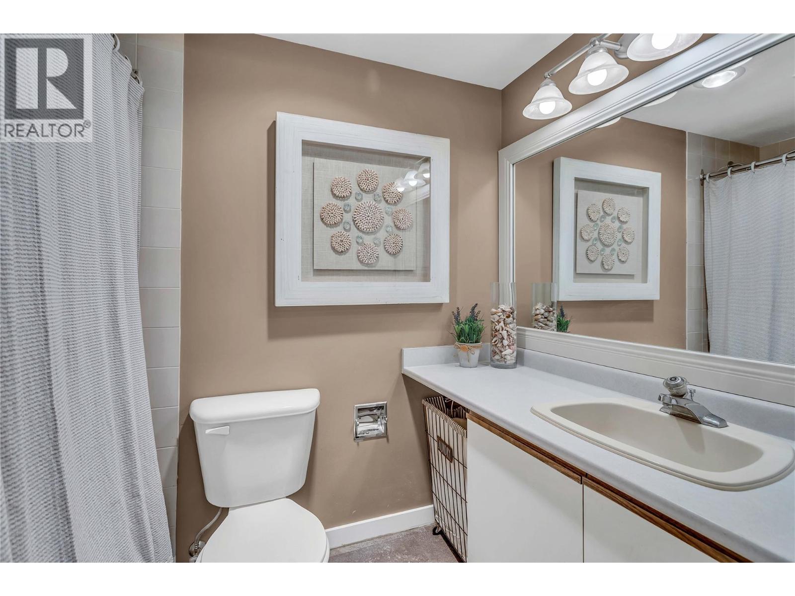 Picture for Unit #216, 1056 Bernard  Avenue https://www.cirrealty.ca/reb/bc/1/10362901_15.jpg