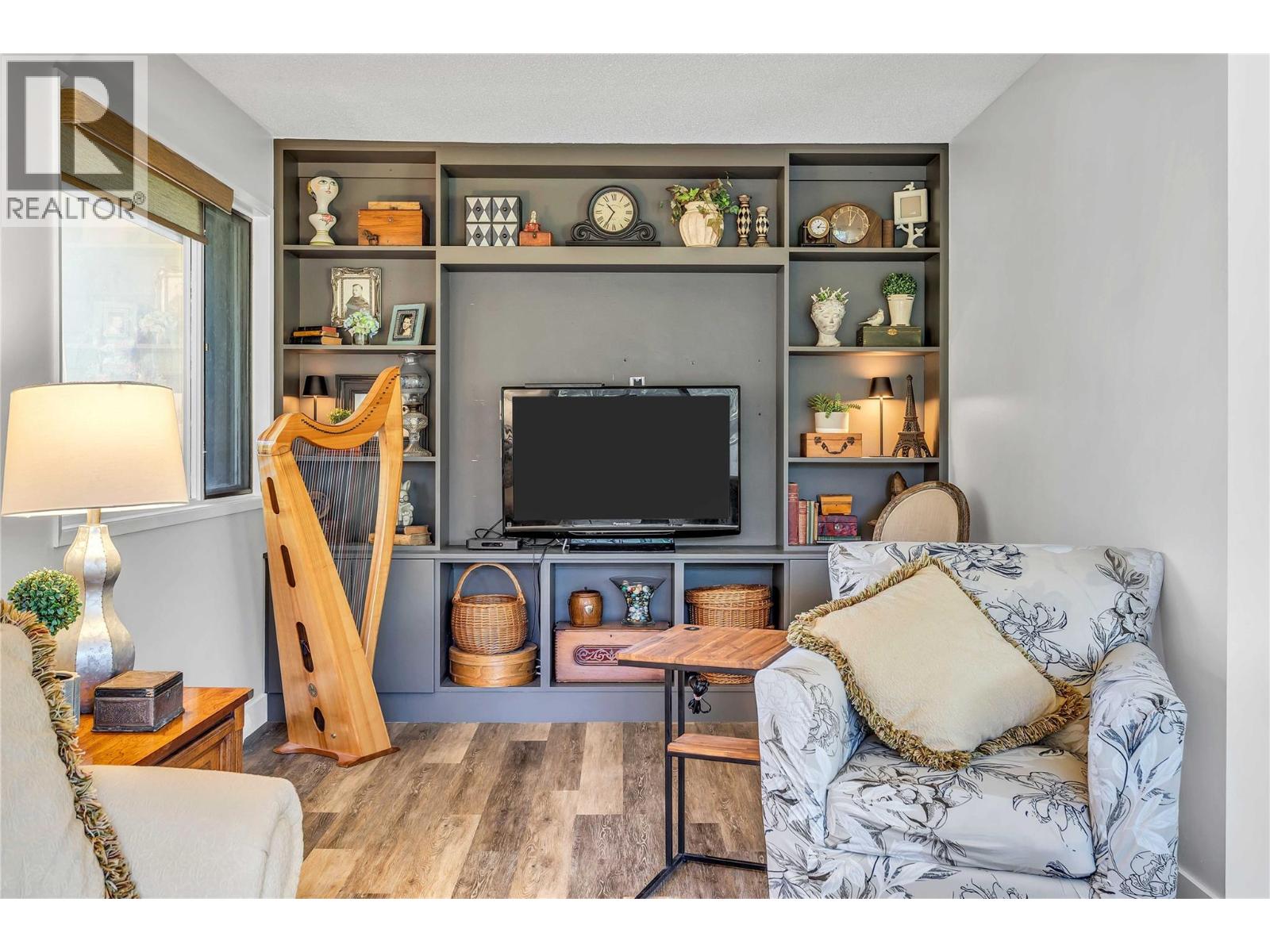 Picture for Unit #216, 1056 Bernard  Avenue https://www.cirrealty.ca/reb/bc/1/10362901_8.jpg