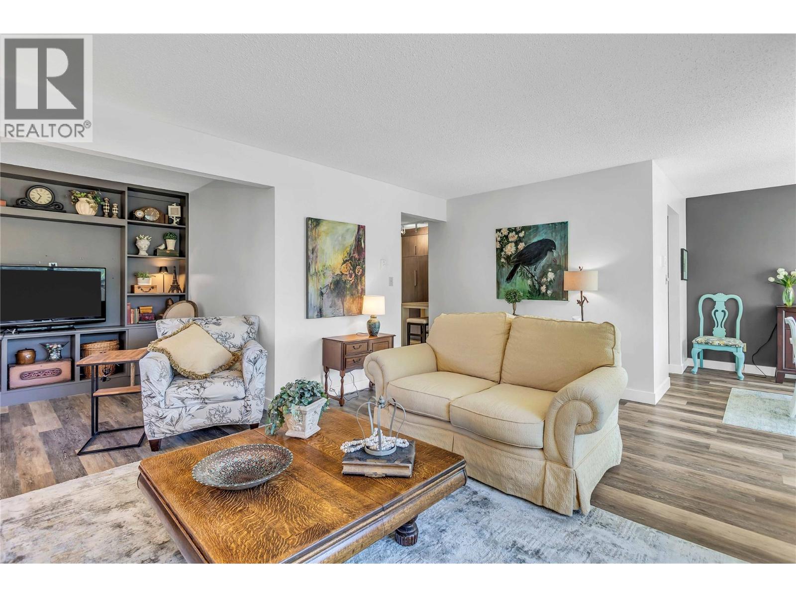 Picture for Unit #216, 1056 Bernard  Avenue https://www.cirrealty.ca/reb/bc/1/10362901_9.jpg